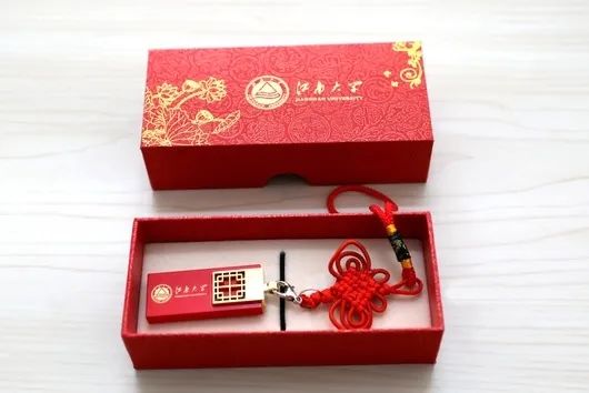 【毕业季】青春不散场！属于你的“大学那些年”报告来啦~