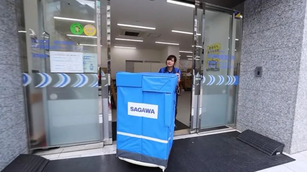 日本女快递员的一天过的有多潇洒,日本快递员的一天视频