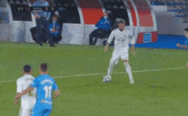 怎么用脚快速撂倒对方,怎样快速用脚撂倒他人