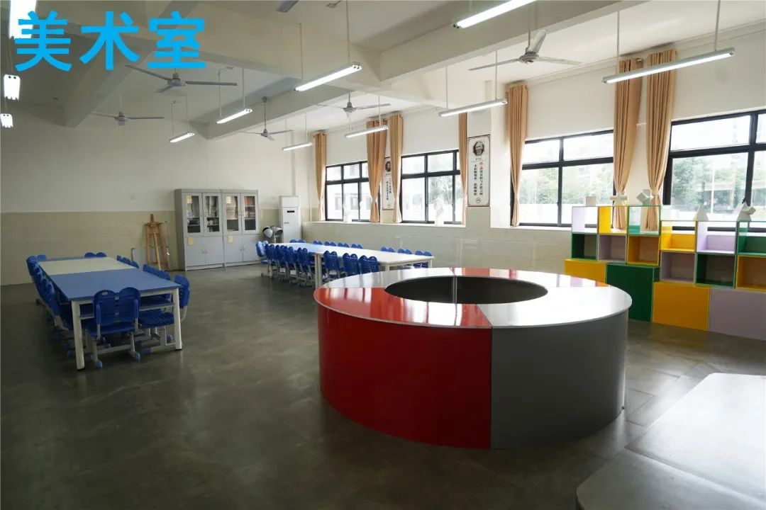 南宁凤翔路小学校园环境,每所学校都是好学校处处是好学区