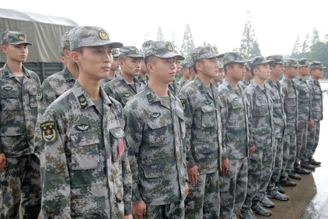 关注｜军车直选驾驶员是如何考试的？图片来了