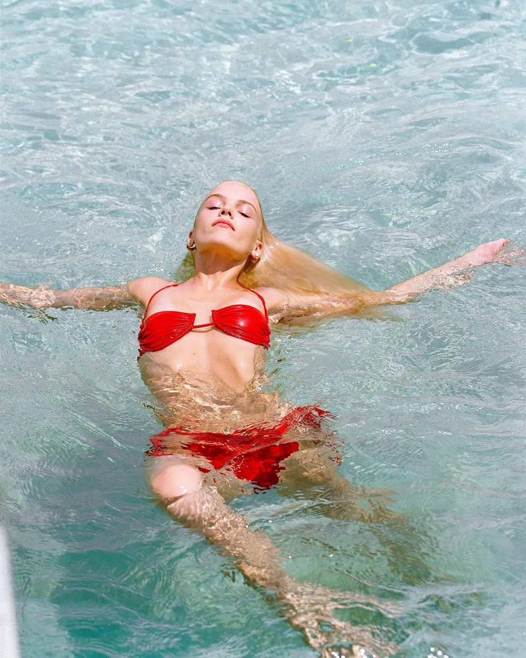 高考完的第一件事,穿漂亮新泳衣乘风破浪去