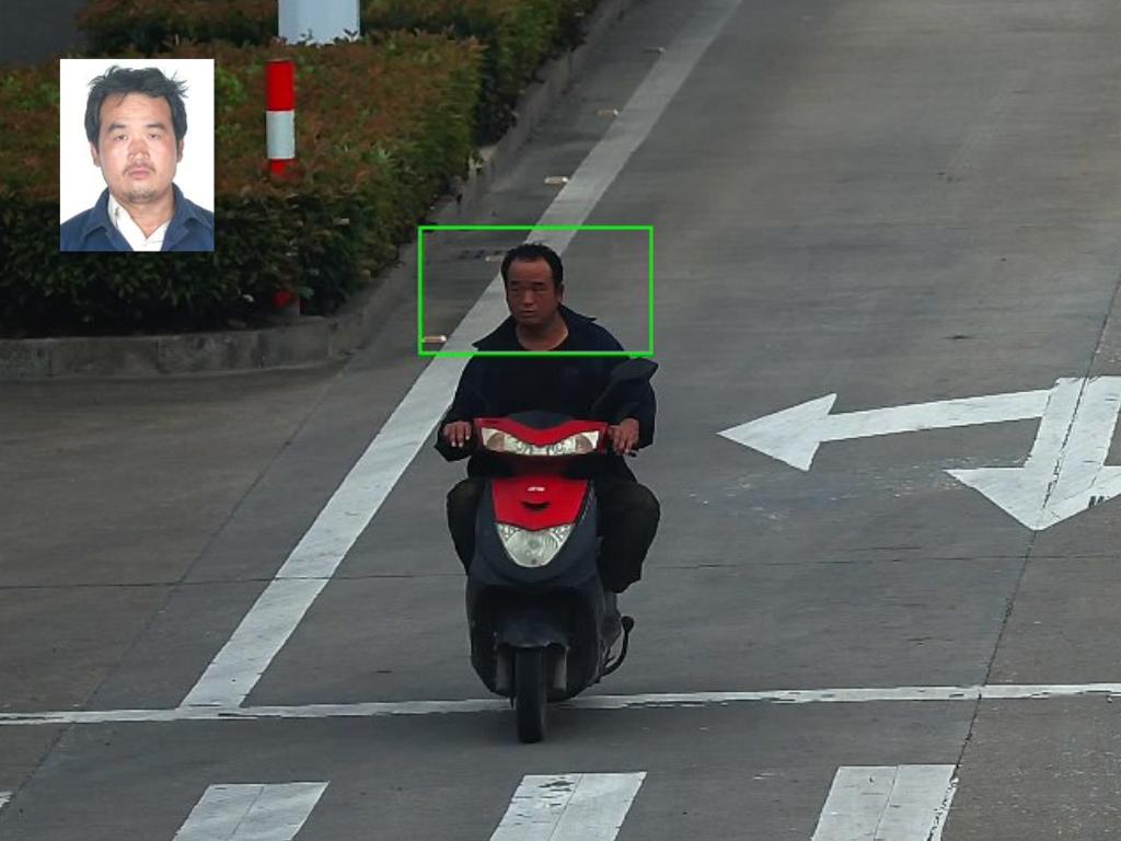 车辆未悬挂号牌被查交警曝光最新,无驾驶证被抓被曝光