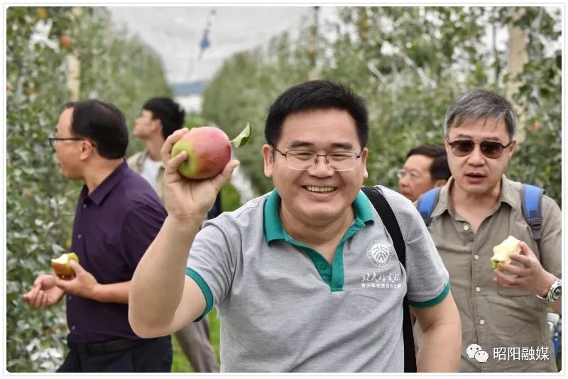 中国作家走进昭通采风活动,中国作家走进昭通