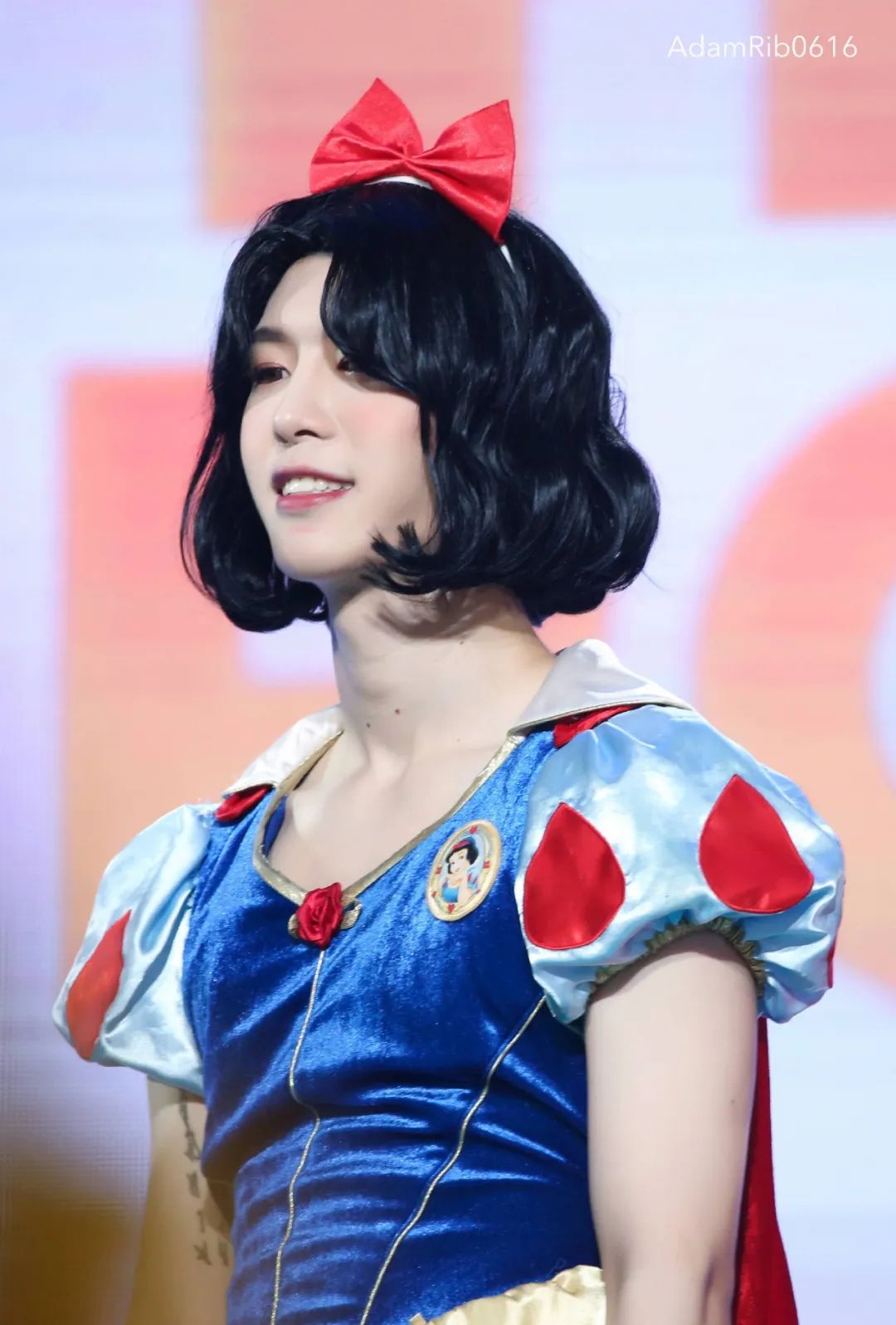 鐖辫眴灞婄殑cosplay,鐖辫眴瓒呰繕鍘焎os