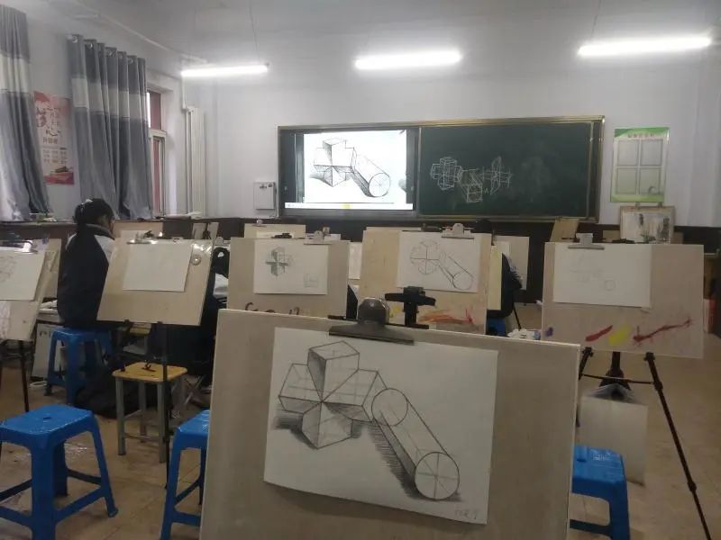 太原十三中招生电话,太原第十三中学校招生简介