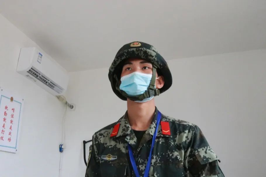 高原官兵收到暖心礼包,机关干部大礼包