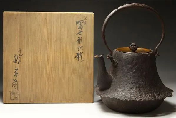 一把好的生铁壶,揭秘京都铁壶