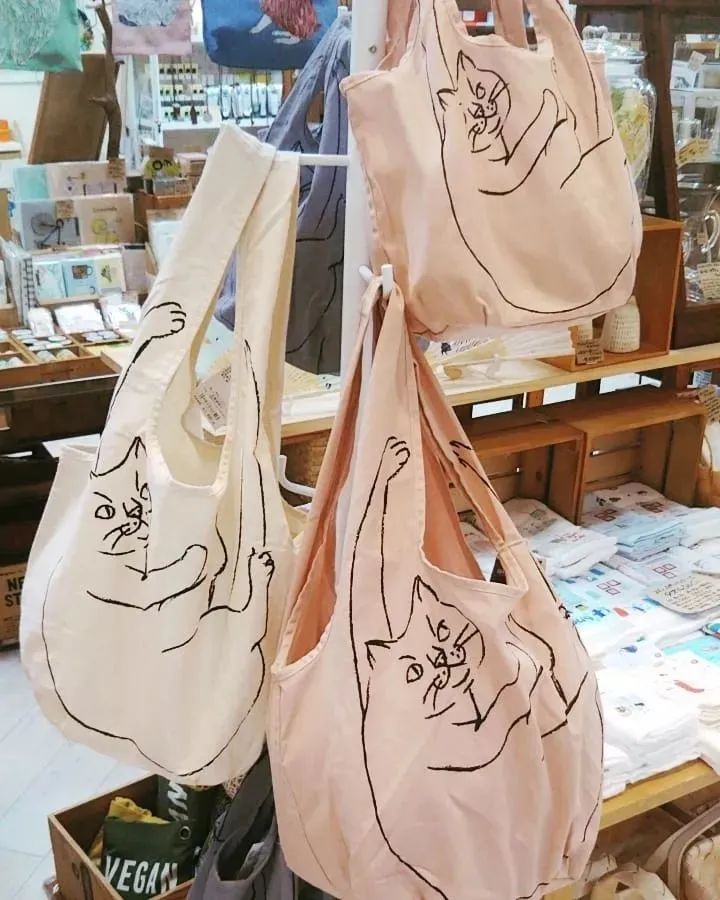 王漫妮同款包包帆布包搭配,王漫妮同款包拼接