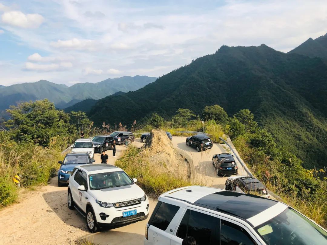 丽水水上运动中心笼式足球场,丽水水上中心篮球场