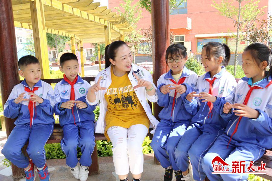 秦安县西川小学,奋进中的实验小学