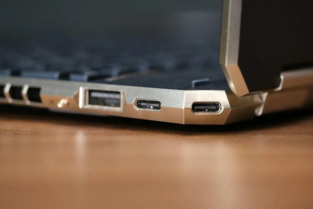 惠普spectrex36014翻转本,惠普spectrex360二合一笔记本