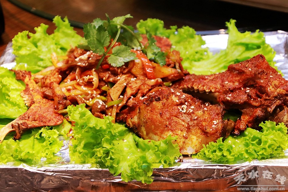 天水在线主播萌萌带你逛吃逛喝（第七集）｜伊香蘭餐厅