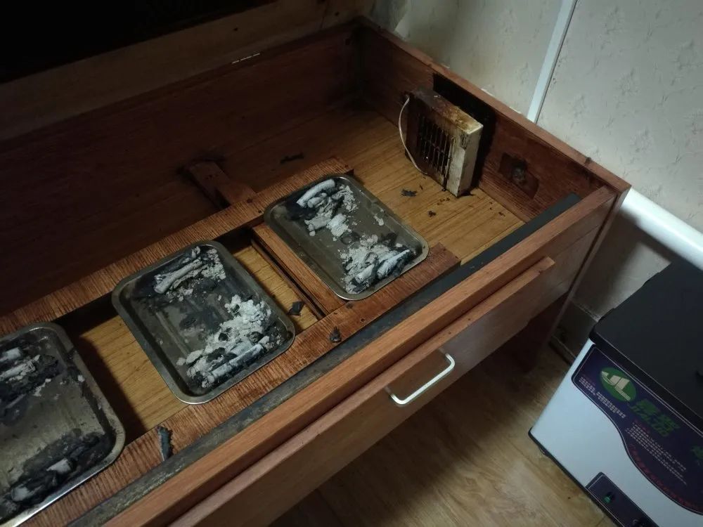 艾灸馆气味“串门”惹居民投诉，被要求这样改正