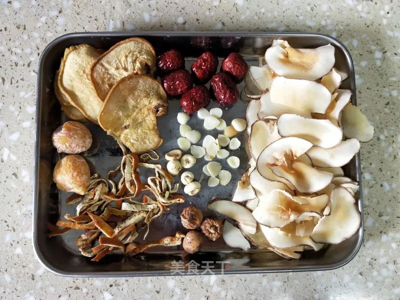 一碗梨汤,秋燥来做一个小吊梨汤