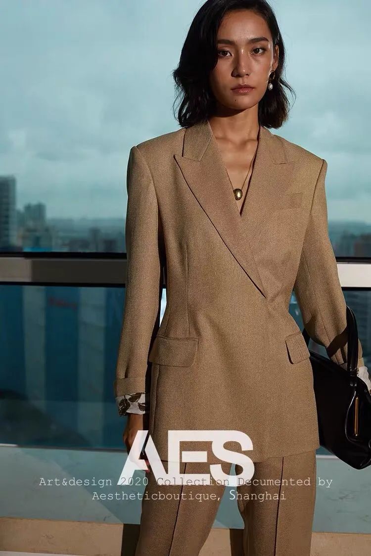 讲穿搭｜时髦的人都开始买秋装了！平价高级感最值得pick