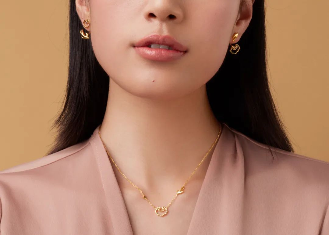 蒂芙尼和卡地亚手镯,卡地亚蒂芙尼首饰怎么样