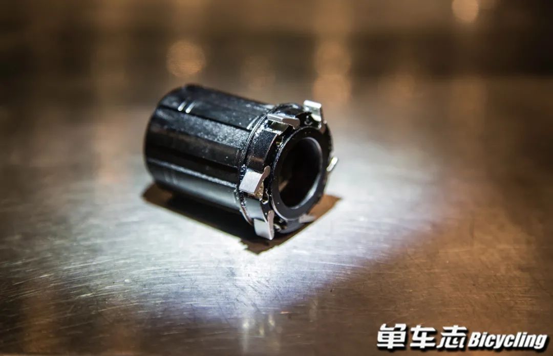 久裕培林花鼓塔基的拆卸保养视频,公路自行车培林花鼓保养