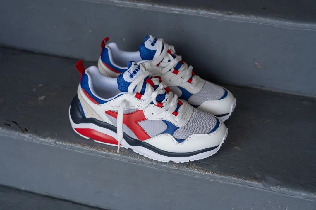 想体验一下碳板跑鞋,袋鼠冷门球鞋