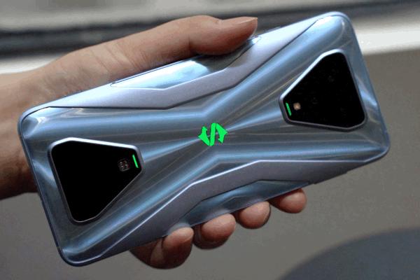 腾讯黑鲨游戏手机3S开箱:风格仍然鲜明,娱乐体验继续提升