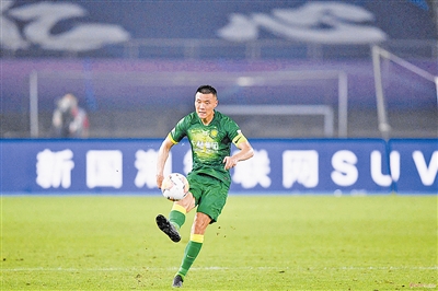 于大宝18岁留洋本菲卡,于大宝留洋进球秀