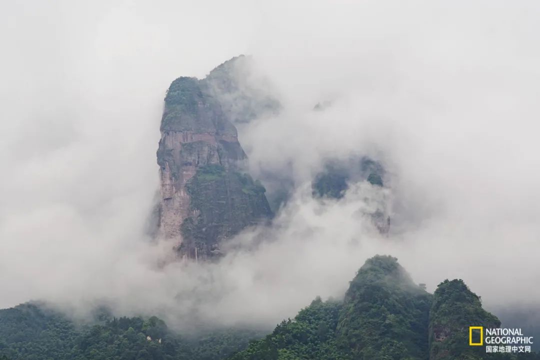 江郎山，刺破天
