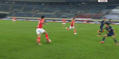 保利尼奥广州恒大高光时刻,韩佳奇进球