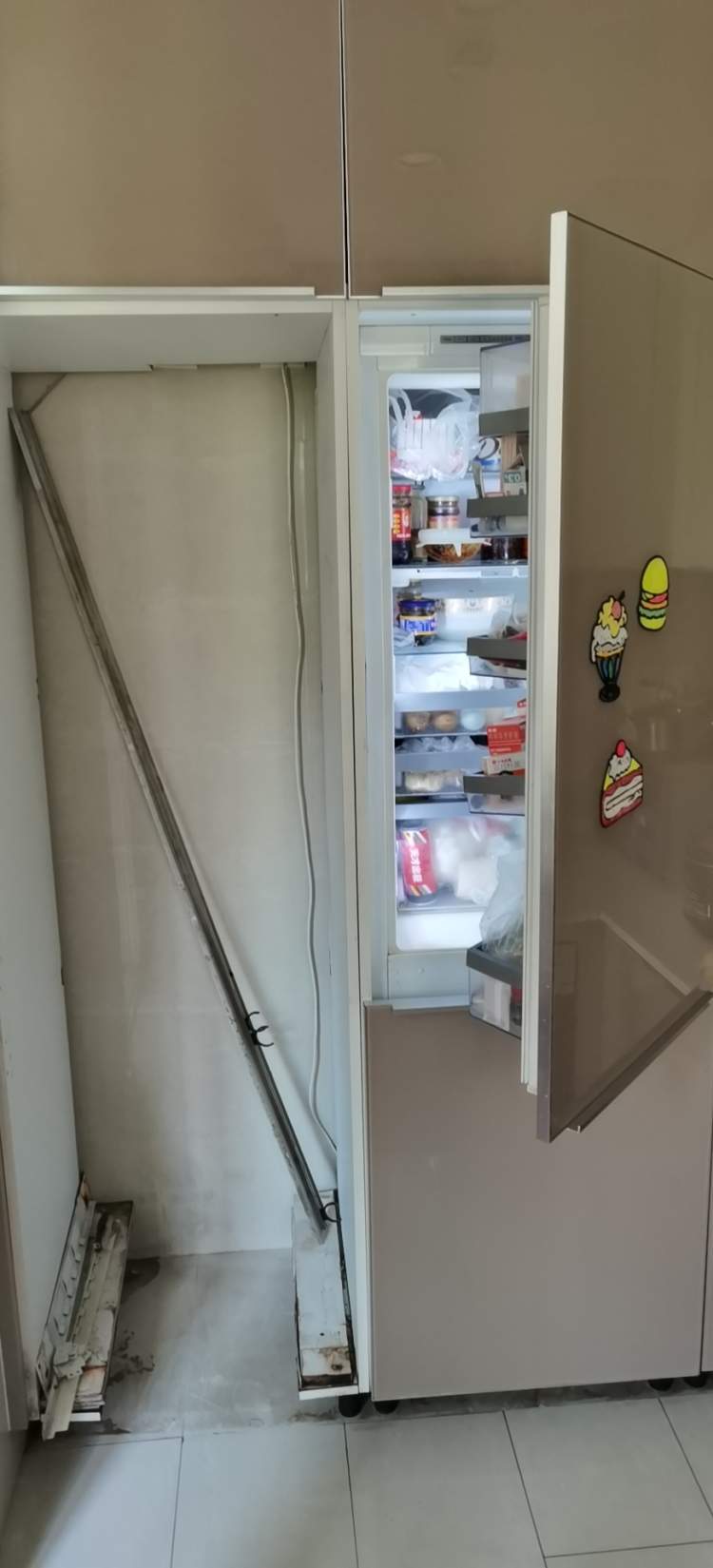 十六年的冰箱不制冷值不值得维修,十年冰箱不制冷有修的价值吗