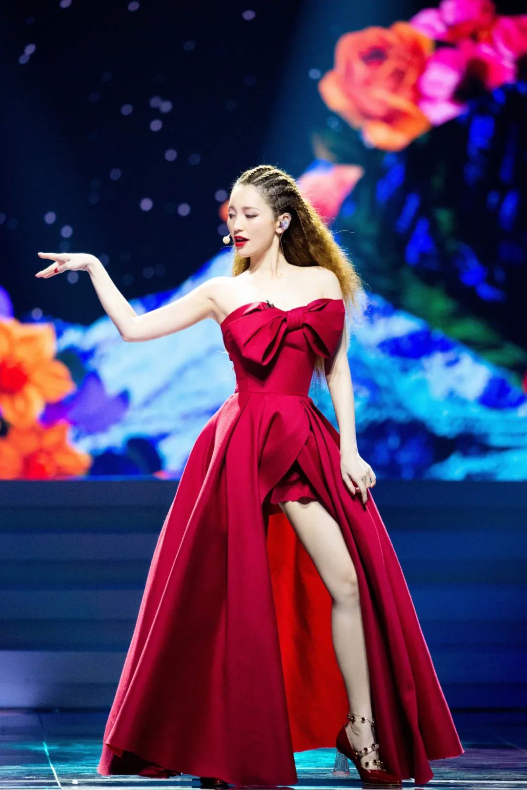 女性头发少头顶秃戴假发片可以吗,假发有的地方秃了怎么补救