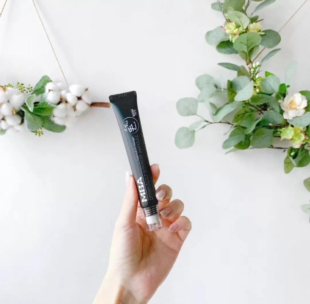 女性头发少头顶秃戴假发片可以吗,假发有的地方秃了怎么补救