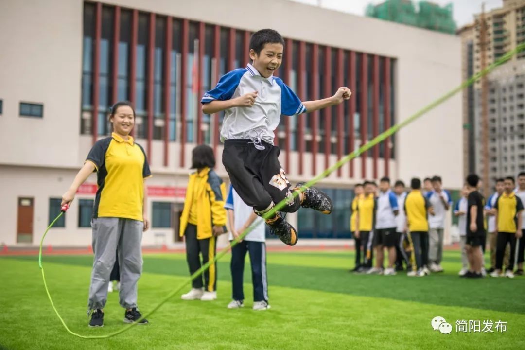 爱成都迎大运小程序叫什么,爱成都迎大运知识竞赛答案