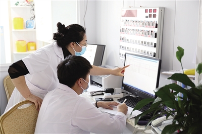 推进医养结合,医养结合托起老人的幸福晚年