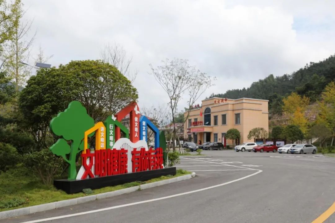 驻村工作组扶贫先扶志,驻村第一书记扶贫先扶志