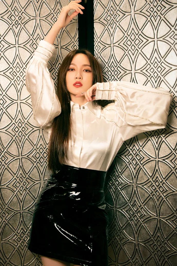 孟佳成团夜后台,孟佳为什么能逆袭成团