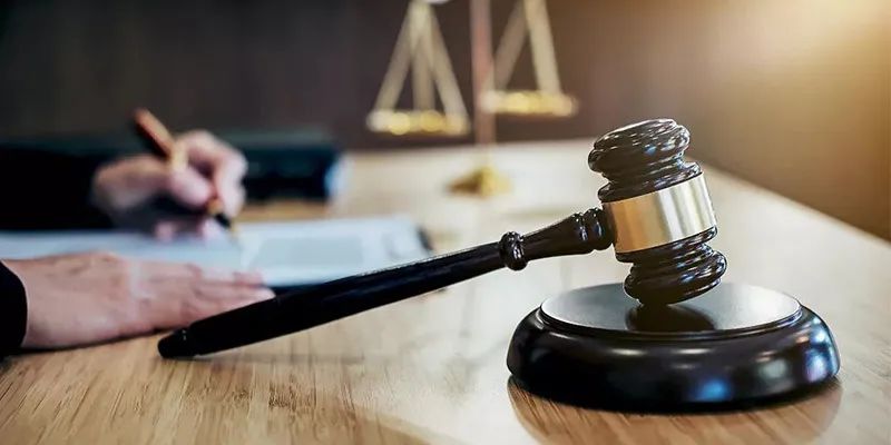 球员私自转会,大连足球俱乐部回应欠薪