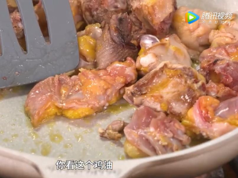 深山散养鸡哪里好吃,杂粮芦花鸡