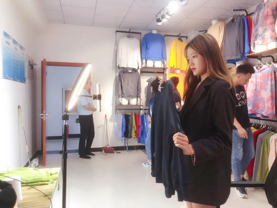 探秘中国电商第一村,中国淘宝镇