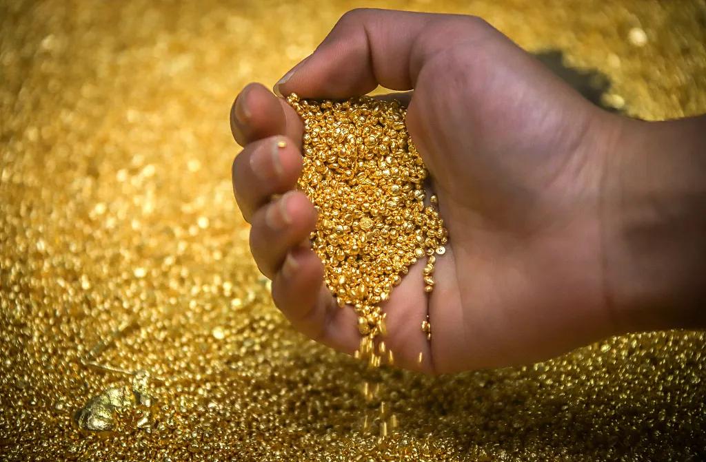 黄金白银涨不起来怎么办,黄金白银对冲何时进场