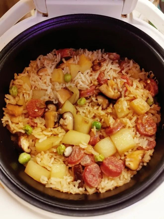 为什么日本电饭煲焖饭好吃,日本电饭煲为什么做饭更好吃