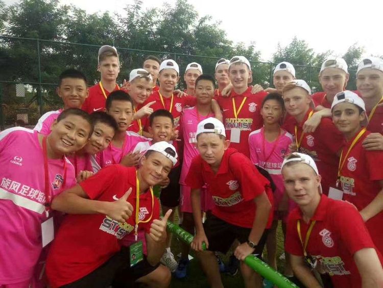 白城龙卷风足球俱乐部,追风少年足球俱乐部怎么报名