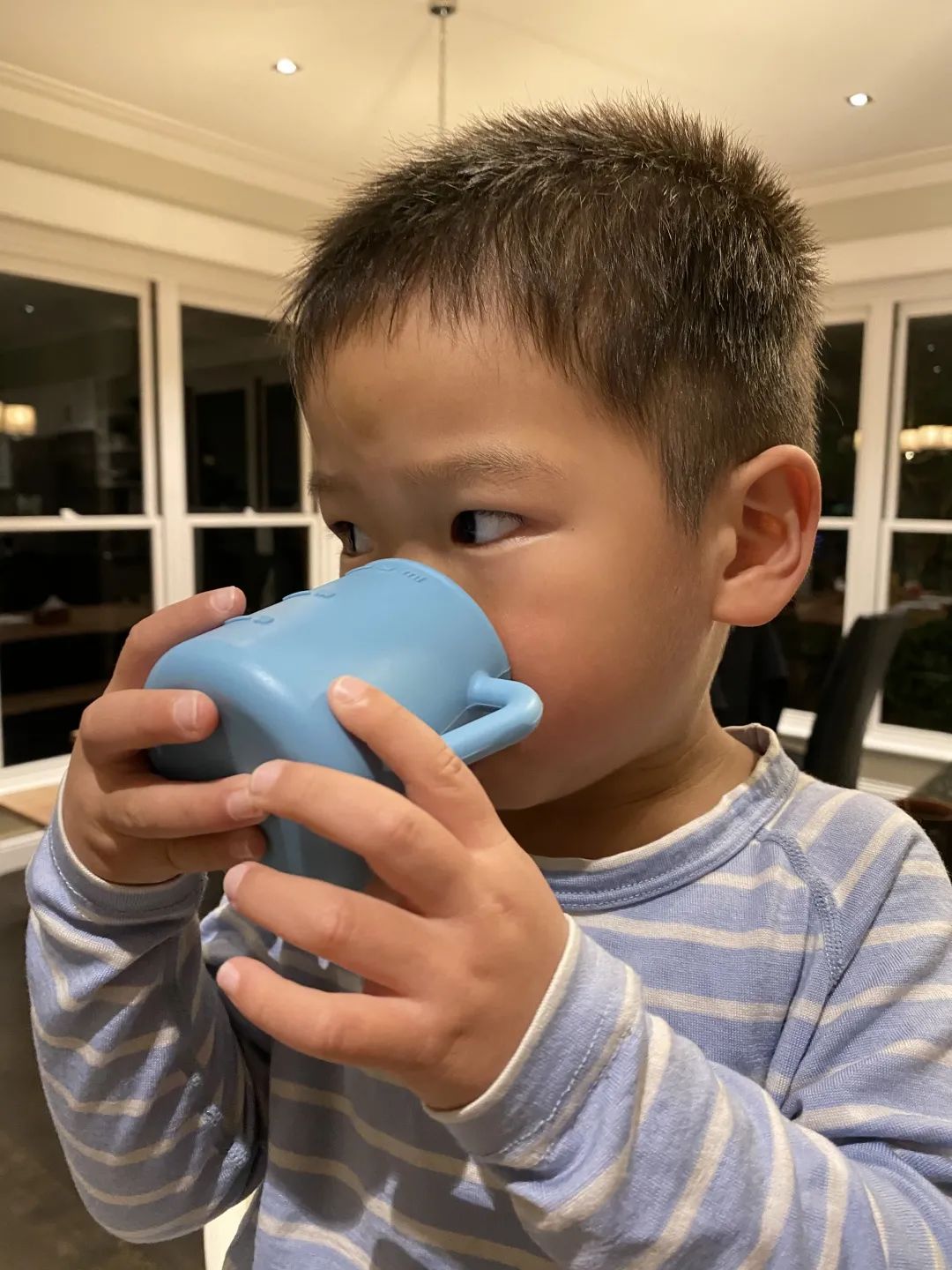 纯钛水杯与304水杯优缺点,儿童水杯优点