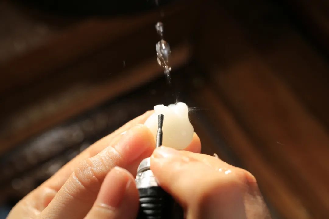 在新疆能买到正宗和田玉吗,在哪能买到正宗和田玉