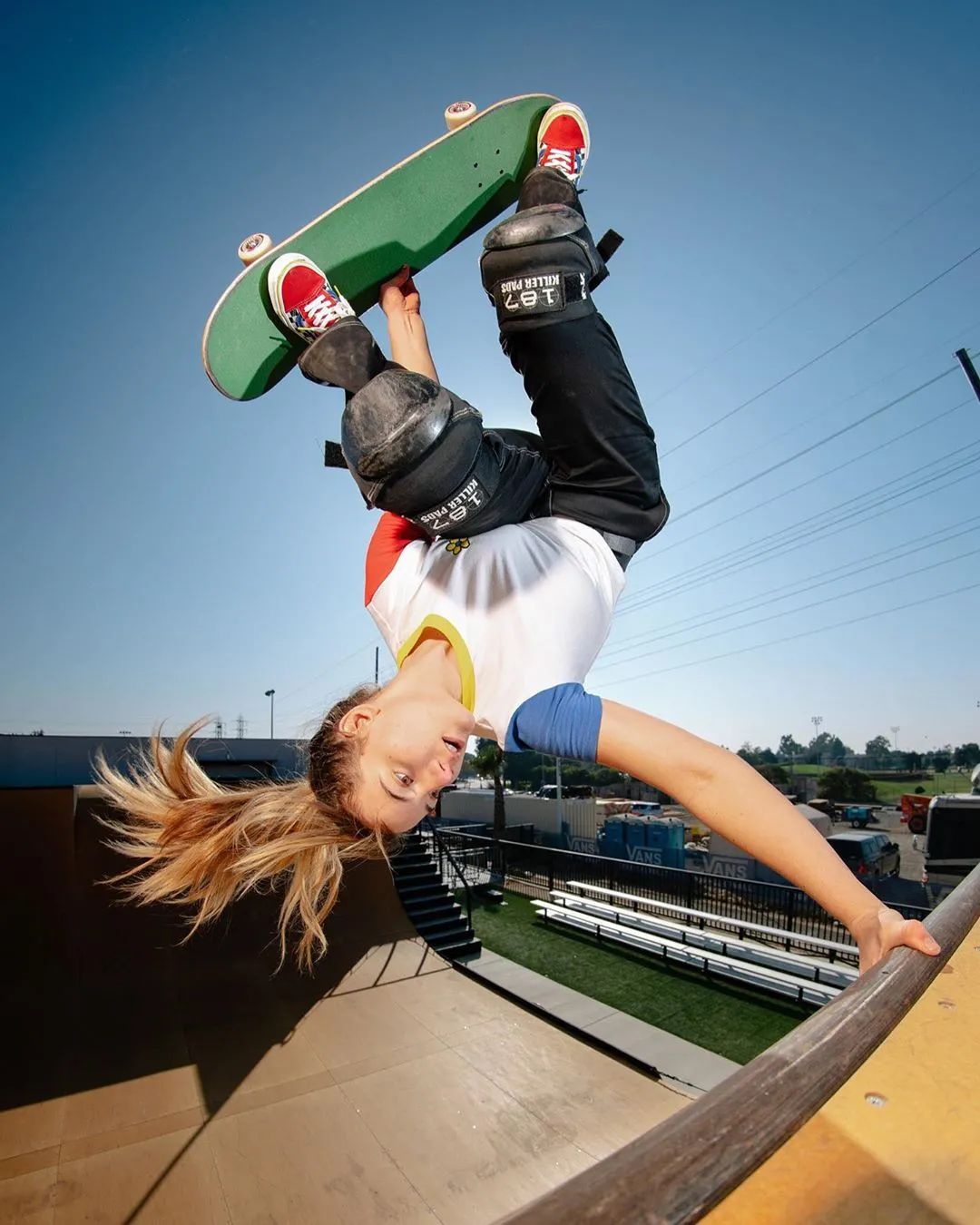 命硬可以不弯腰，但玩碗池得会正确「下跪」