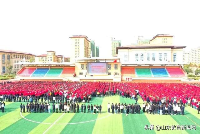 高举团旗跟党走黑板报,高举团旗跟党走主题板报