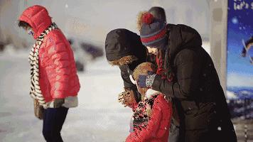 踩在脚下的暖宝宝？穿上1秒暖5℃的雪地袜，循环锁温，透气不臭脚