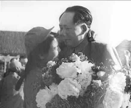 致敬抗美援朝志愿军片段,抗美援朝动人事迹