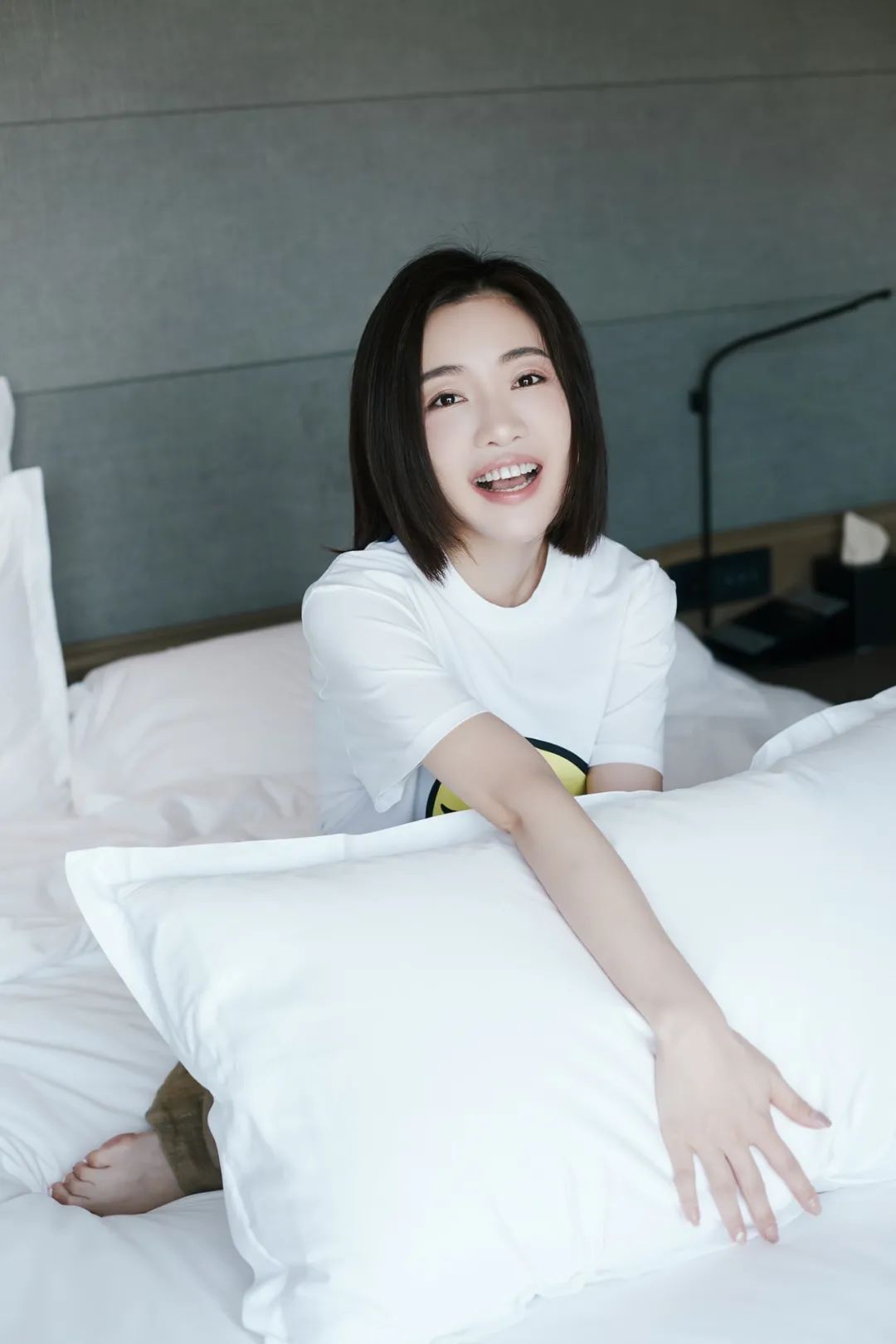 怎样拍出像没化妆一样的好看照片,普通人怎么拍摄出模特效果