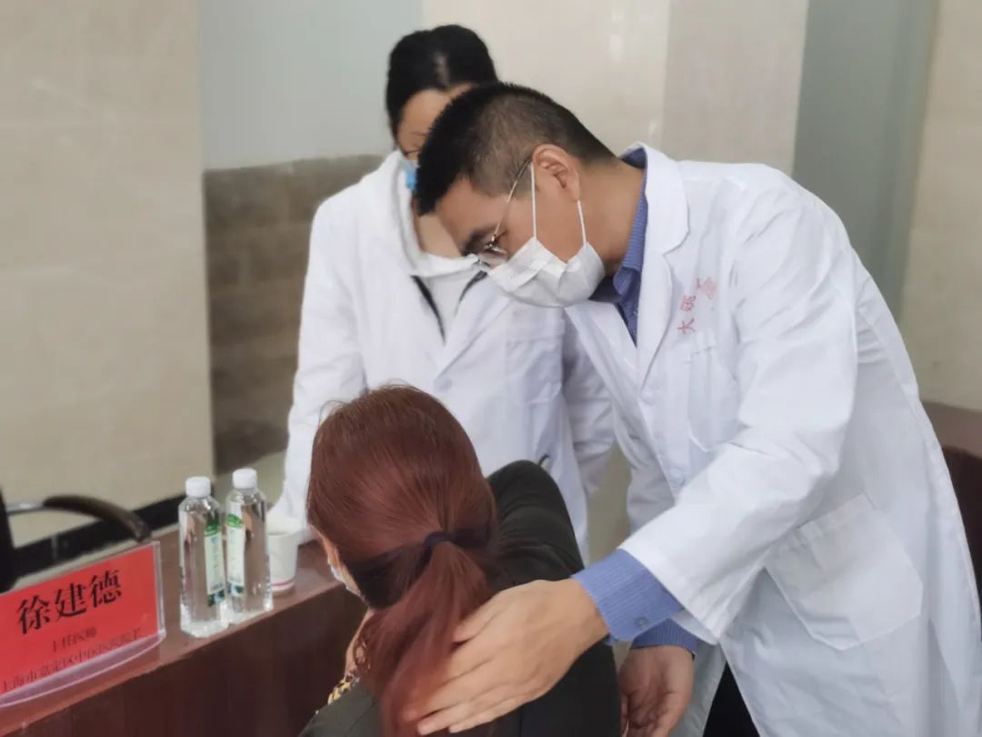 嘉定六旬医生六次援滇:这件事会“上瘾”