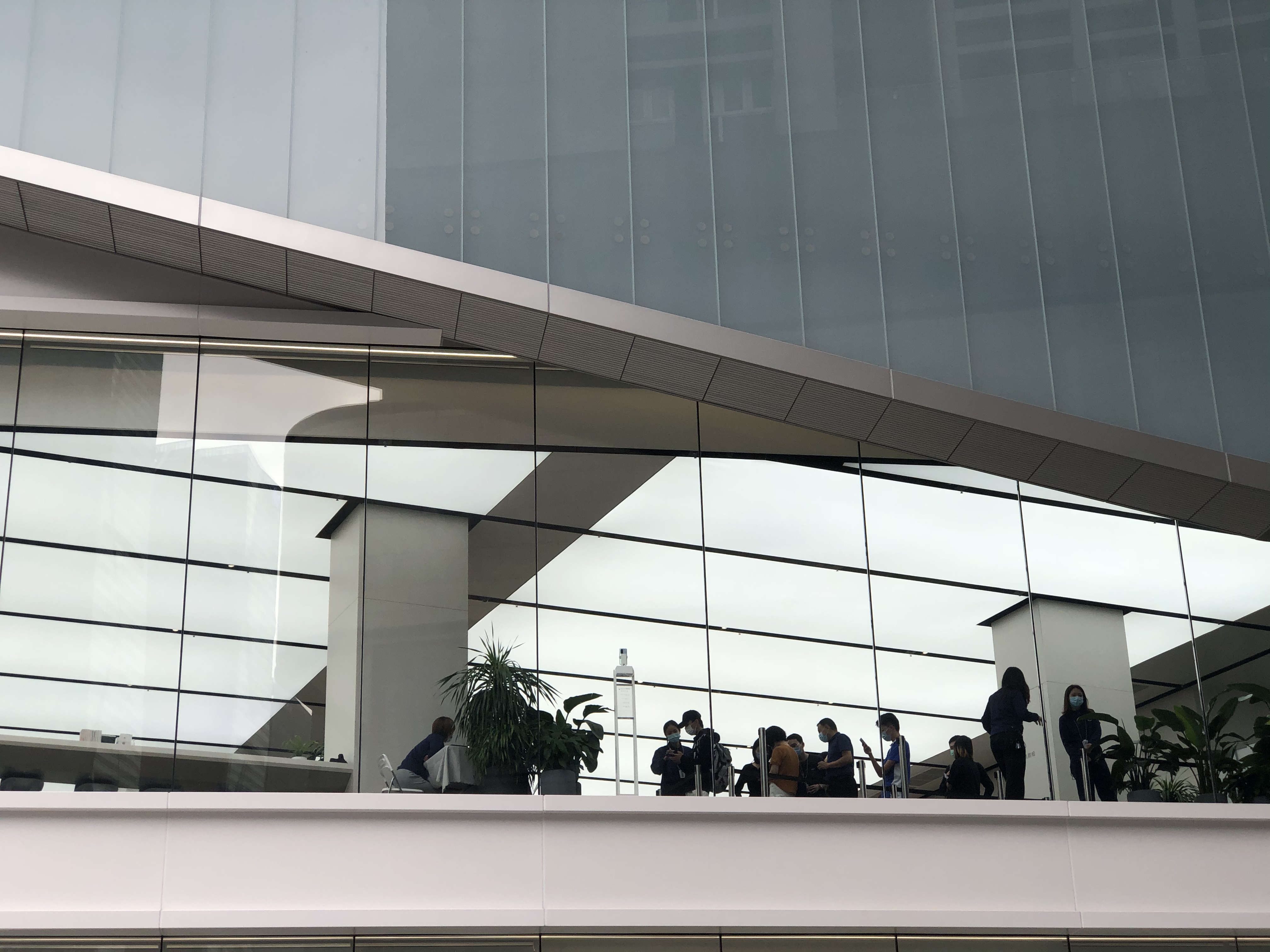 华为mate40标准版线下有货吗,现在怎么买华为mate40新机