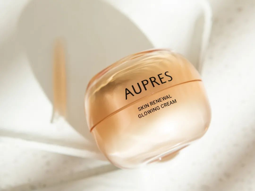 脸上有了皱纹抗老,抗皱要趁早等皱纹出来就晚了